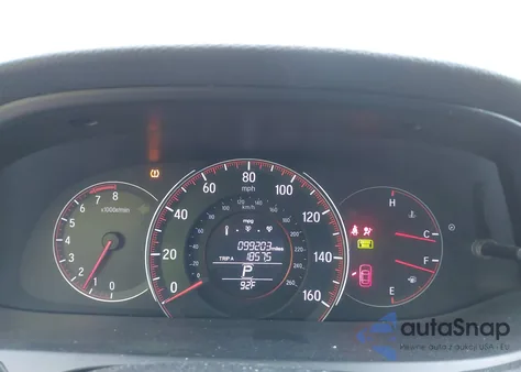 2017 Honda Accord Sport Se z USA, uszkodzony, nr VIN 1HGCR2F13HA000127